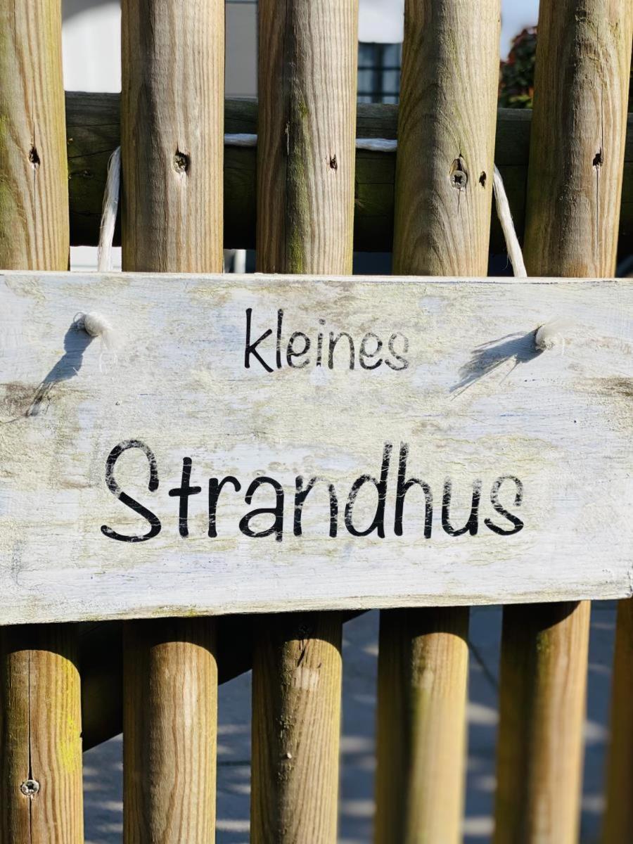 Kleines Strandhus Scharbeutz Buitenkant foto